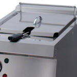 Heavy Duty Deep Fryer - 1 x 12L - Single Unit - 70cm Deep - with Drain Tap - Electric - imagine 5