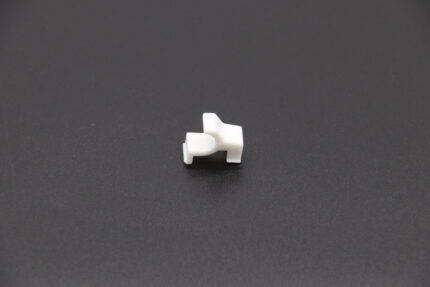 BC - Shelf Locking Clip (Plastic)