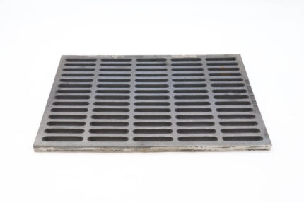 M700 - Cast Iron Grid Lavastone Support