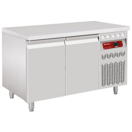 Ventilated refrigerated table, 2 doors GN 1/1, 260 Lit.