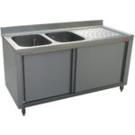 Sink 2 tanks 400x500xh275, right draining board on cupboard with 2 sliding doors