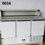 Pizza counter with 3 doors GN 1/1, 8x GN 1/6 h=150 mm, 0°/+8°C - DAMAGED