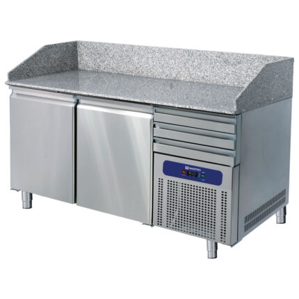 pizza counter 1600 mm with 2 doors 600x400 mm, 3 drawers EN