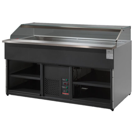 Refrigerated pastry counter 1377 mm with vertical glass front, ventilated cooling, +2°/+5°C