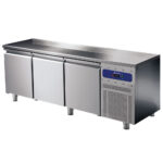 Refrigerated counter 600 mm 3 doors 430x325 mm, -2°/+8°C