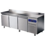 Refrigerated counter 3 doors GN 1/1 with upstand, -2°/+8°C