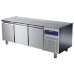 Refrigerated pastry counter 3 doors 600x400 mm, granite top, -2°/+8°C