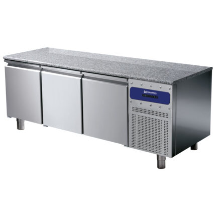 Refrigerated pastry counter 3 doors 600x400 mm, granite top, -2°/+8°C