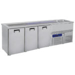 Serving counter with 2 bowls right and 3 doors for kegs of 50 litres