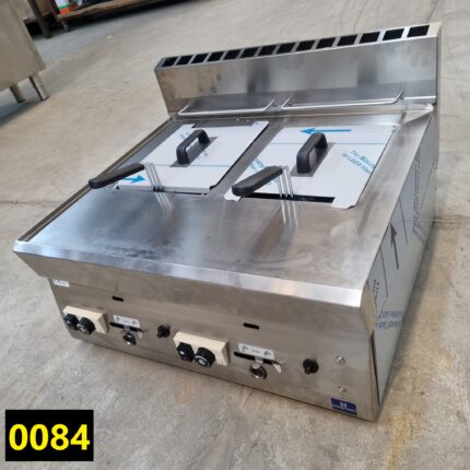Gas fryer, tabletop, 8+8 litres - DAMAGED