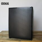 Minibar with 2 shelves, black coloured, 38 liters - DAMAGED