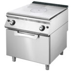 Gas solid top range on static gas oven GN 2/1