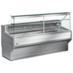 Refrigerated display counter with straight glass panel 90°, with reserve