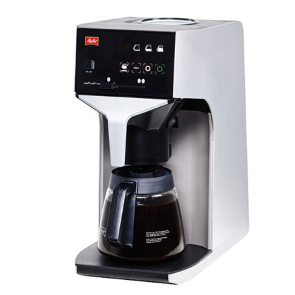 Coffee brewer with 1 decanter 1,8 litres and fresh water supply