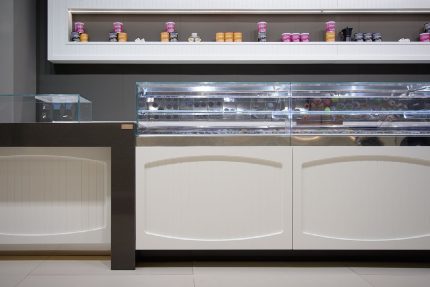 Vitrina frigorifica profesionala cofetarie si patiserie Best Cold seria Maxima, Italia
