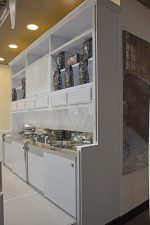 Linie bar exclusivist cu panouri luminate LED Best Cold seria Juwhello, Italia - imagine 3