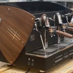 Espressor profesional 2 grupuri Orchestrale Etnica Automat, boiler 12L flanșat, compatibil gaz, Italia
