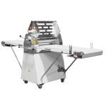 Mașină de întins aluat pentru brutărie – model de podea – 750 W – bandă transportoare de 2400 mm
